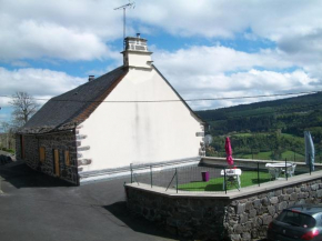 Vacances au pied des Monts du Cantal